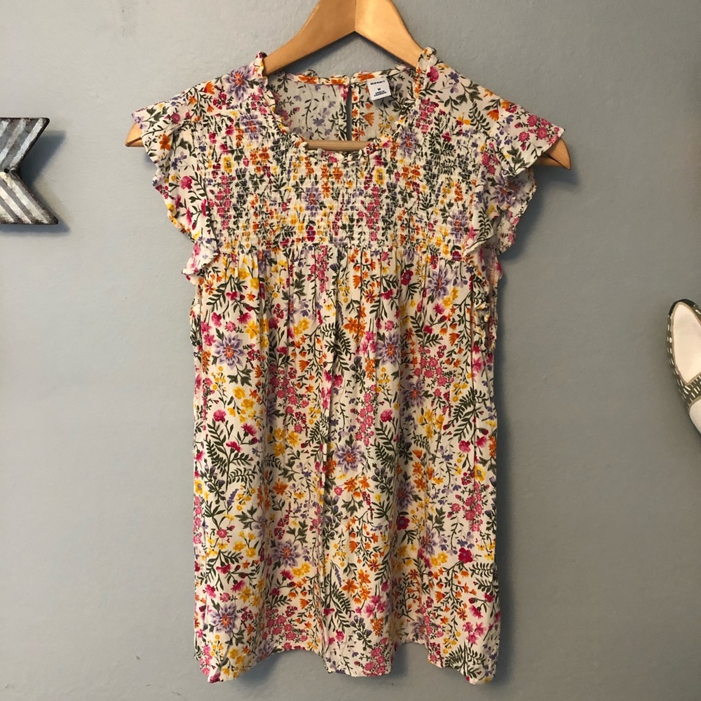 Old Navy flower print tank top blouse size medium